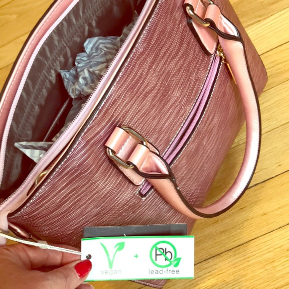 Handbags - Vegan,Lead free Bag New With Tags!🔥